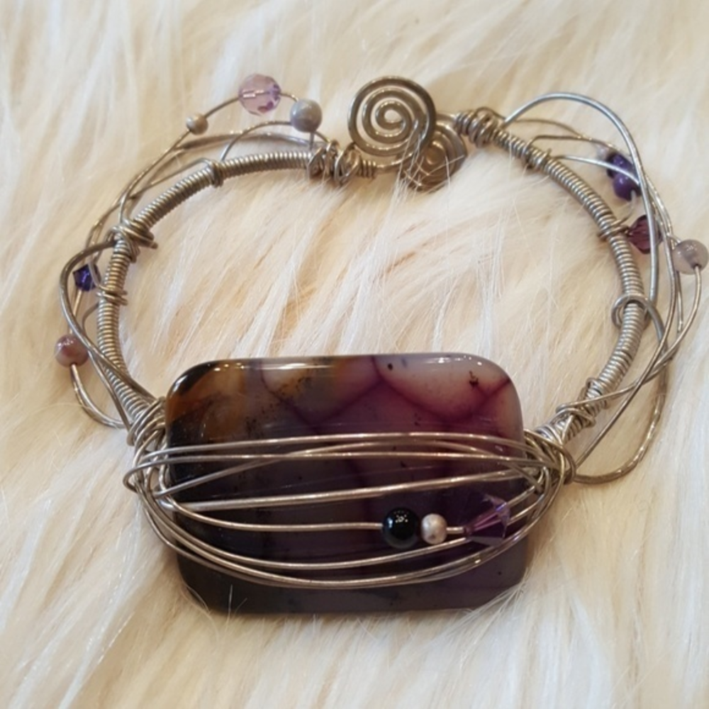 HANDMADE PURPLE WIRE WRAPPED SILVER  BRACELET Large Amethyst Stone‎